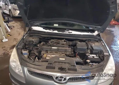 2010 Hyundai Elantra Touring Gls from USA, damaged, VIN KMHDB8AE4AU060860
